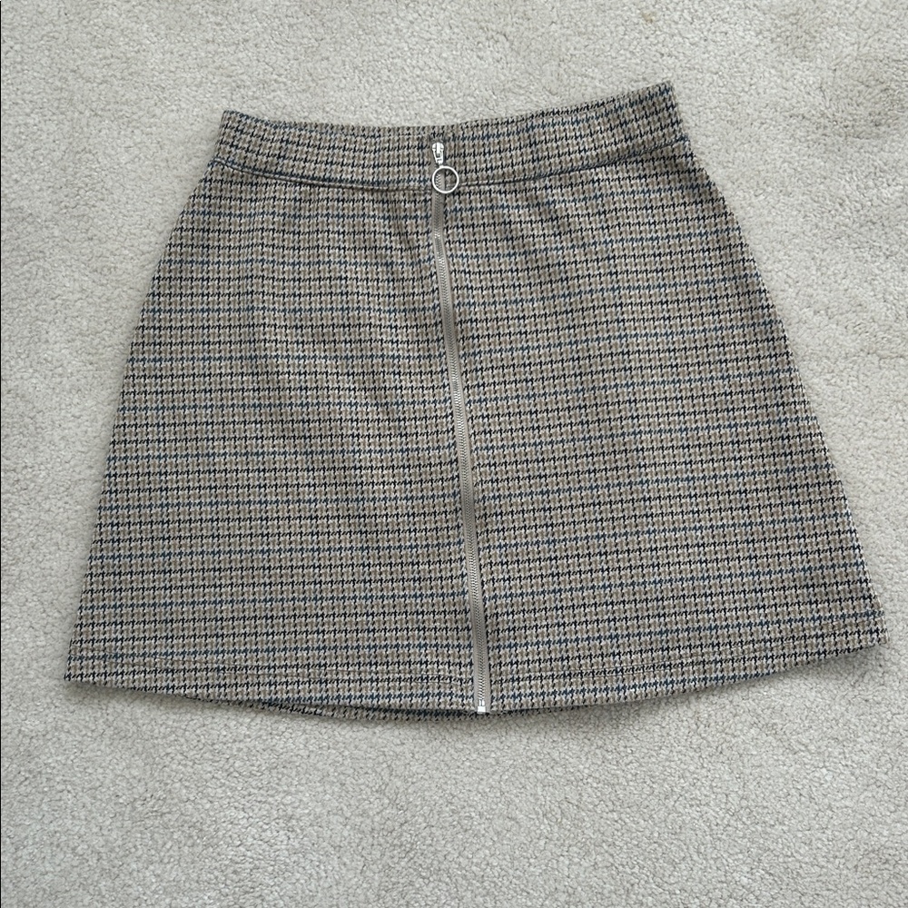 NWOT Ardene Houndstooth Mini Skirt | Front Zip | Size M